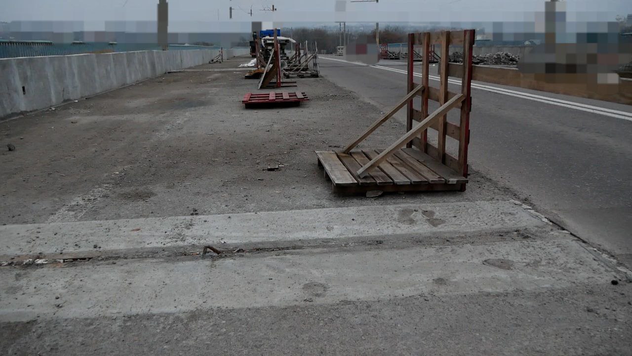 Аварійне відновлення шляхопроводу по вулиці Князя Володимира