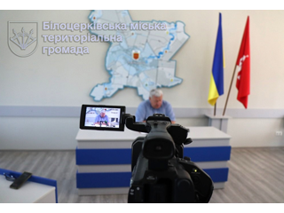 Доплати з місцевого бюджету на галузь освіти
