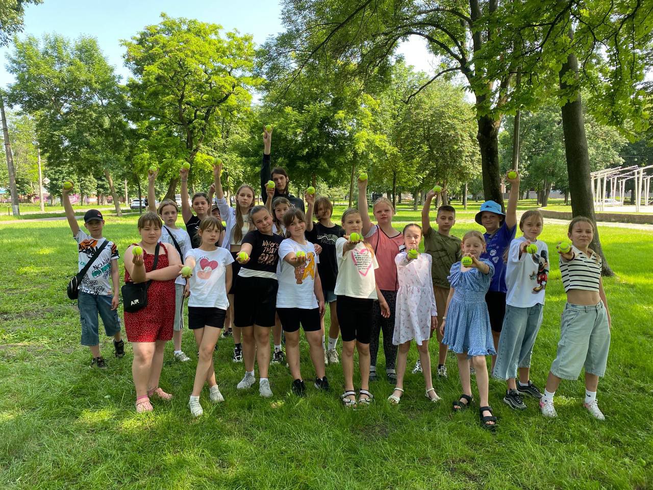 Калейдоскоп нових вражень та яскравих емоцій у літніх таборах