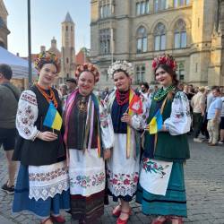 з_прапорцями