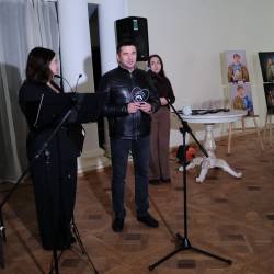 photo_2025-12-12_21-37-49