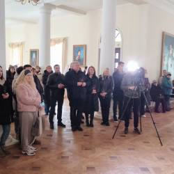 photo_2025-12-12_21-38-49