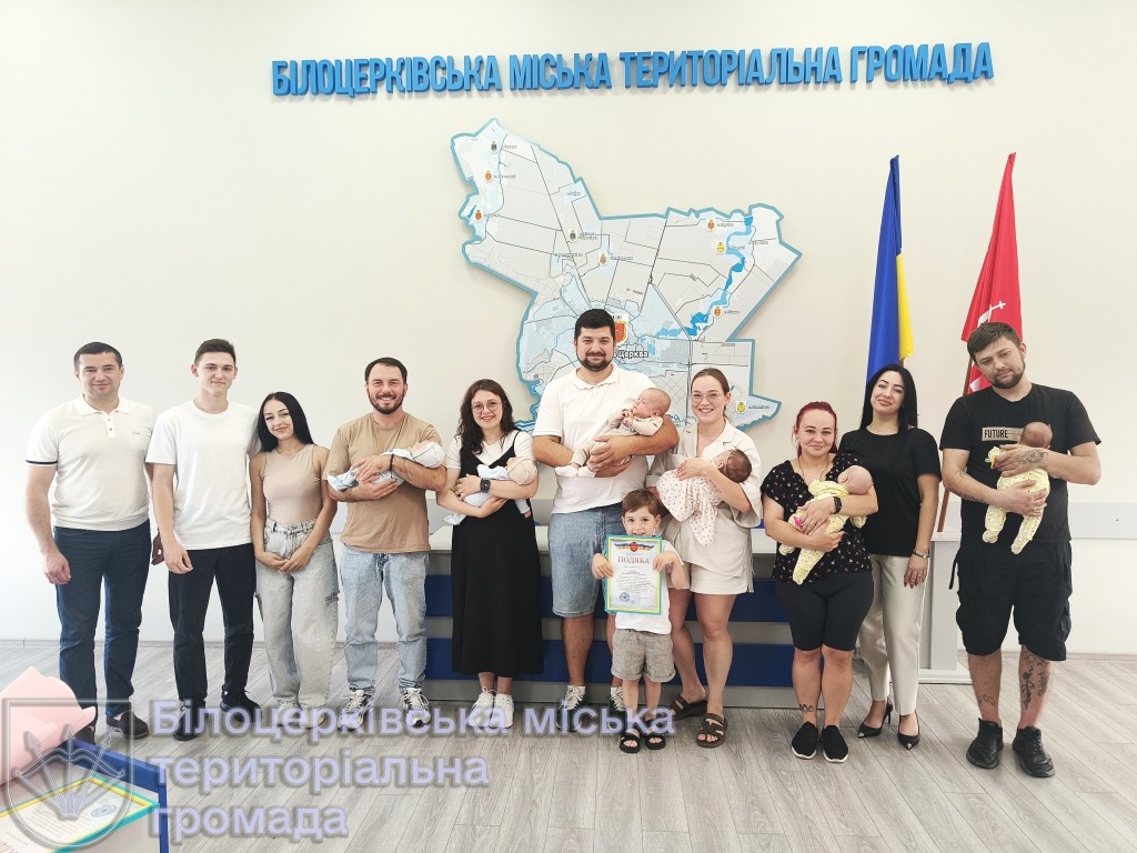Коли в родині народжується двоє малюків одночасно — щастя стає вдвічі більше