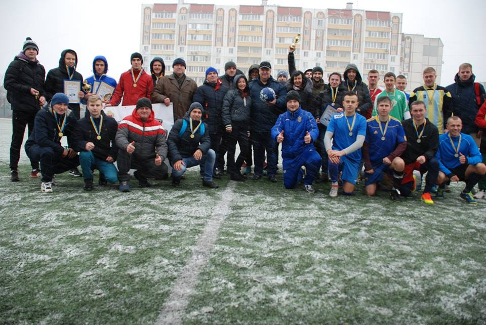 Визначено переможців з вуличного зимового футболу