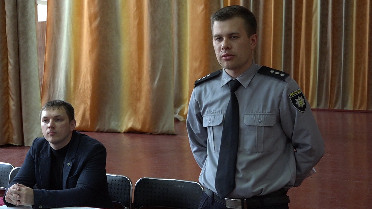 З жителями мікрорайону «Піонерський» було проведено громадське обговорення з питань охорони громадського порядку