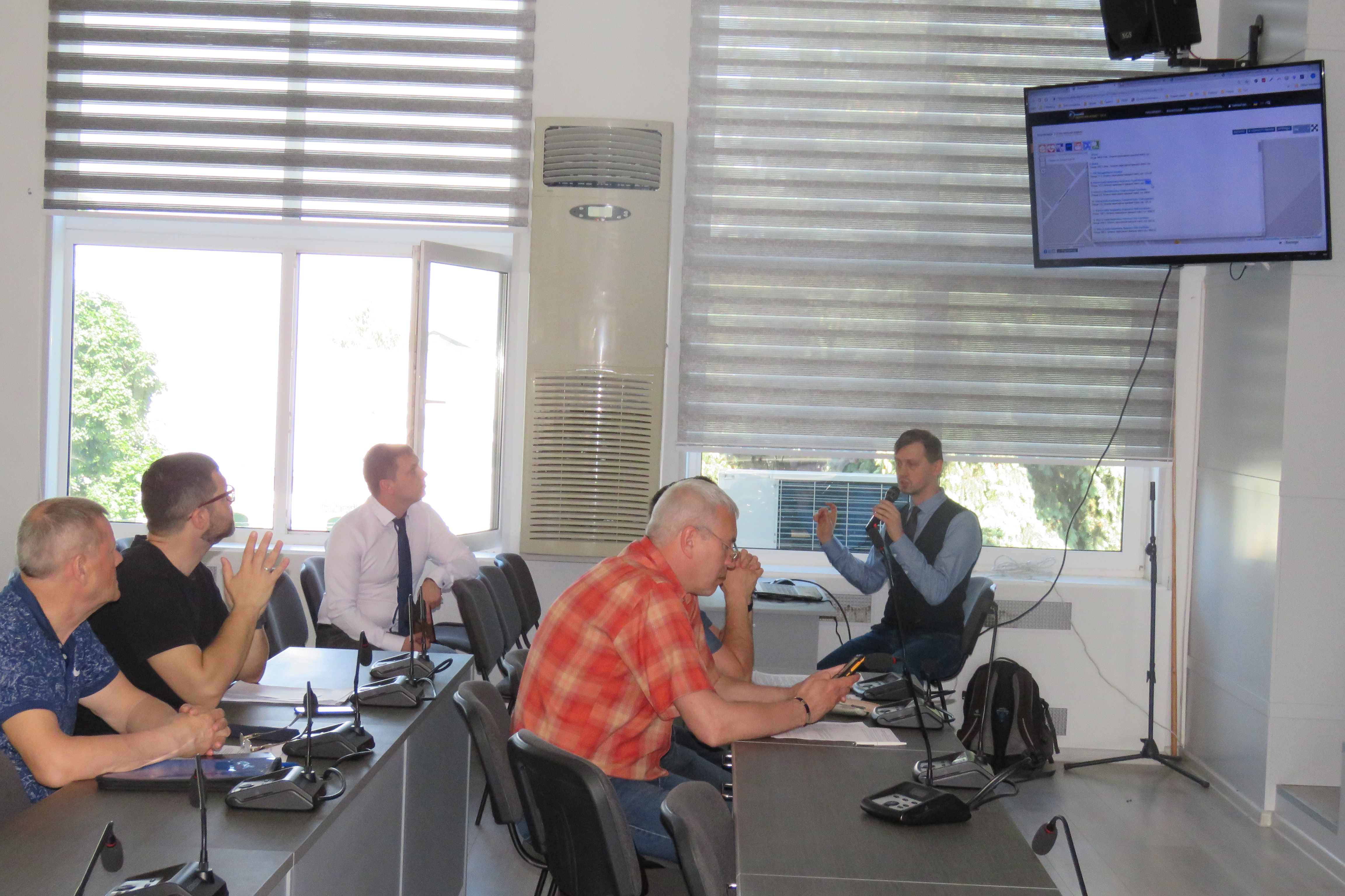 Депутатам презентовано сервіс "Карта комунального майна"