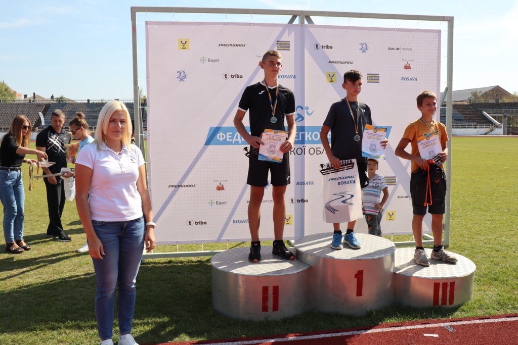 Відбувся відкритий Чемпіонат Київської області з легкої атлетики<br />
серед юнаків та дівчат
